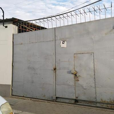 ALQUILER DE AMPLIO TERRENO EN CALLE DALLORSO